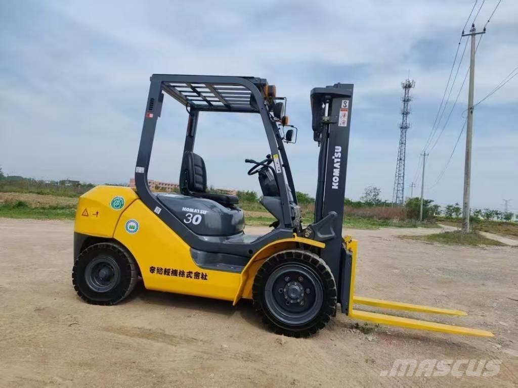 Komatsu 30 Dizel forkliftler