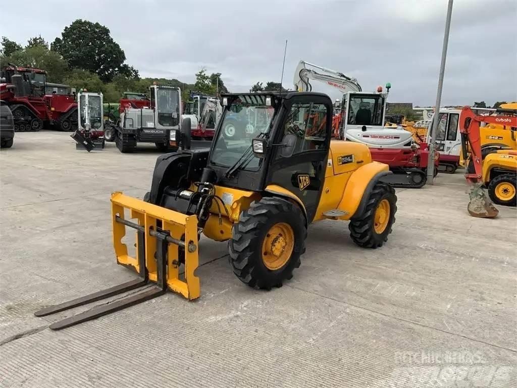 JCB 515-40 Tarimsal teleskopik yükleyiciler