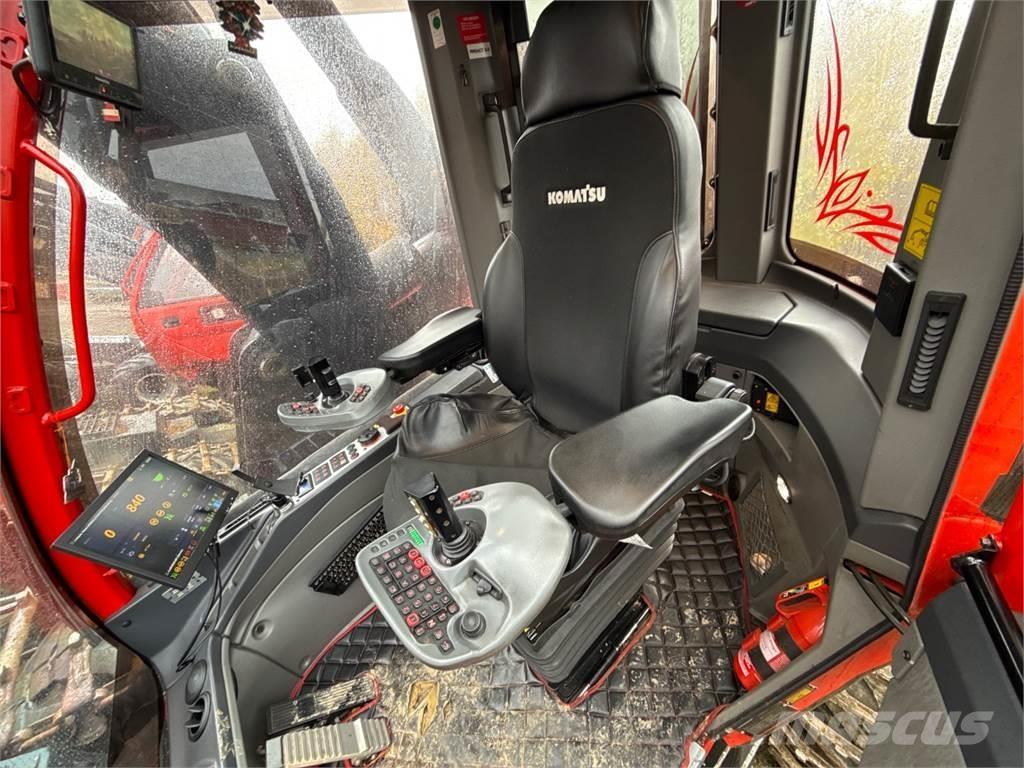 Komatsu 951 Biçerdöverler