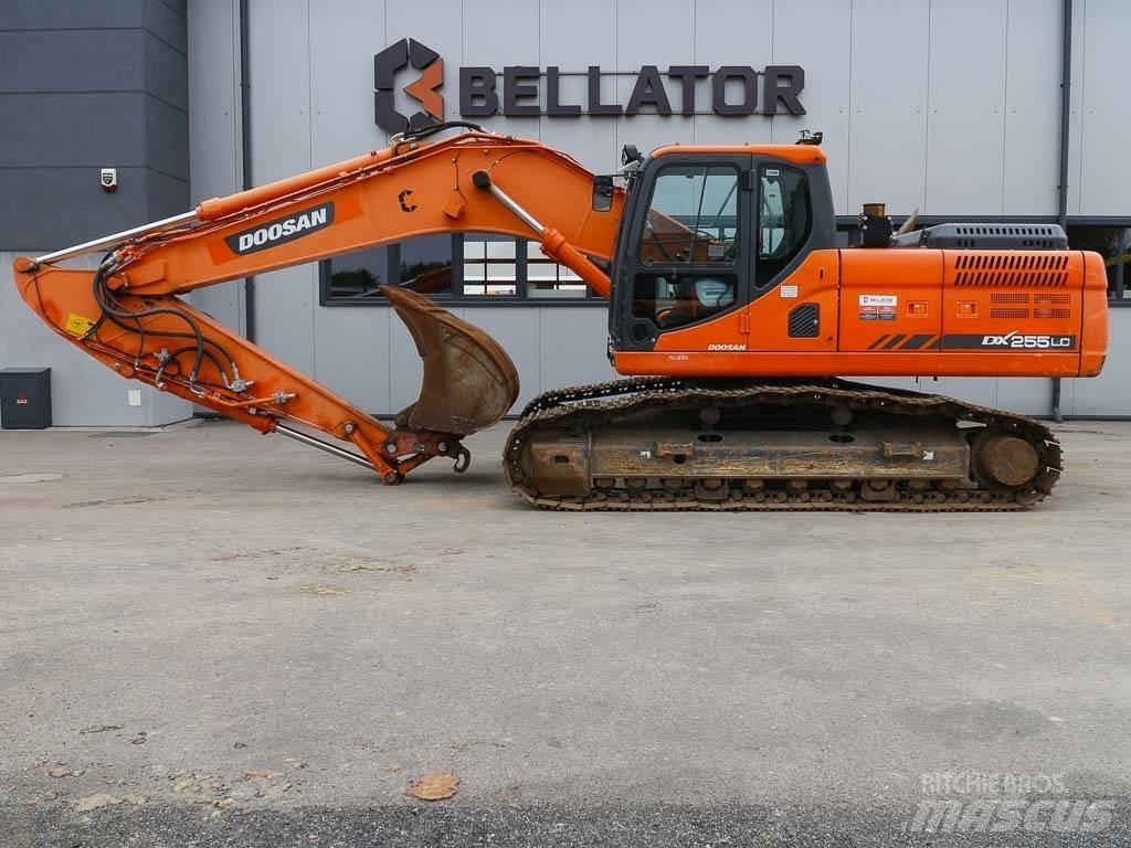 Doosan DX 255 LC-3 Paletli ekskavatörler