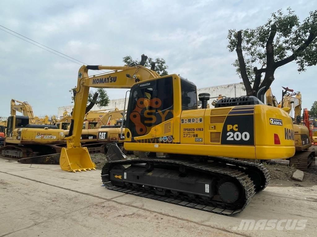 Komatsu PC 200 Paletli ekskavatörler