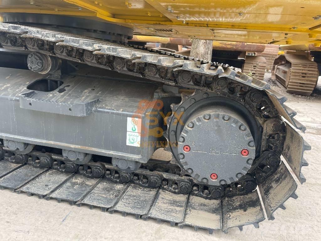 Komatsu PC 200 Paletli ekskavatörler