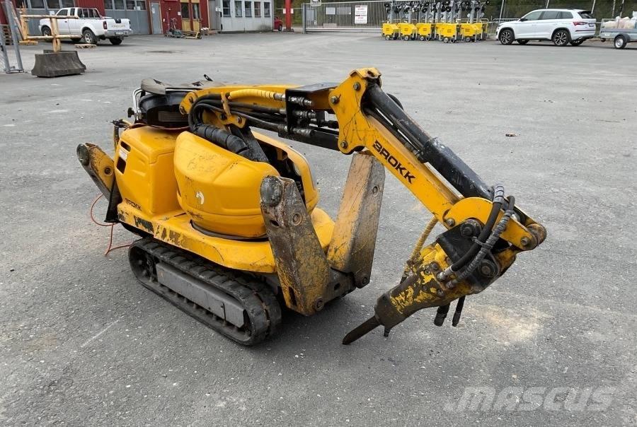 Brokk 60 Yıkım ekskavatörleri