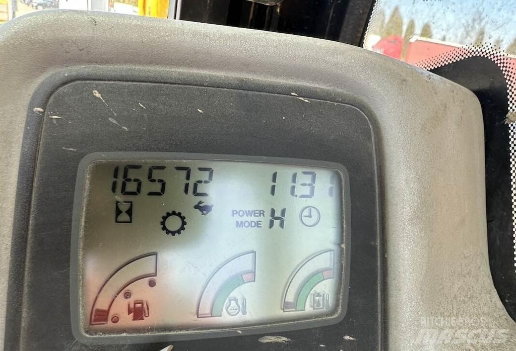 JCB JS145W Lastik tekerli ekskavatörler