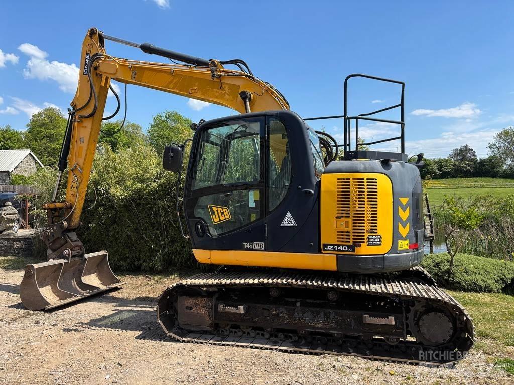 JCB JZ 140 LC Paletli ekskavatörler