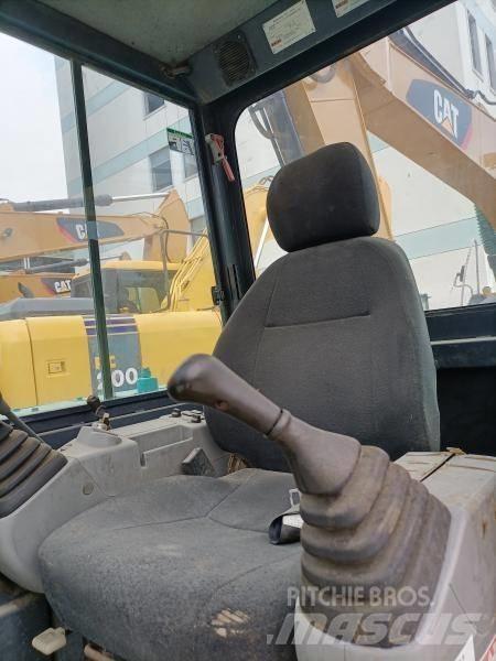 Kobelco SK 60 Paletli ekskavatörler