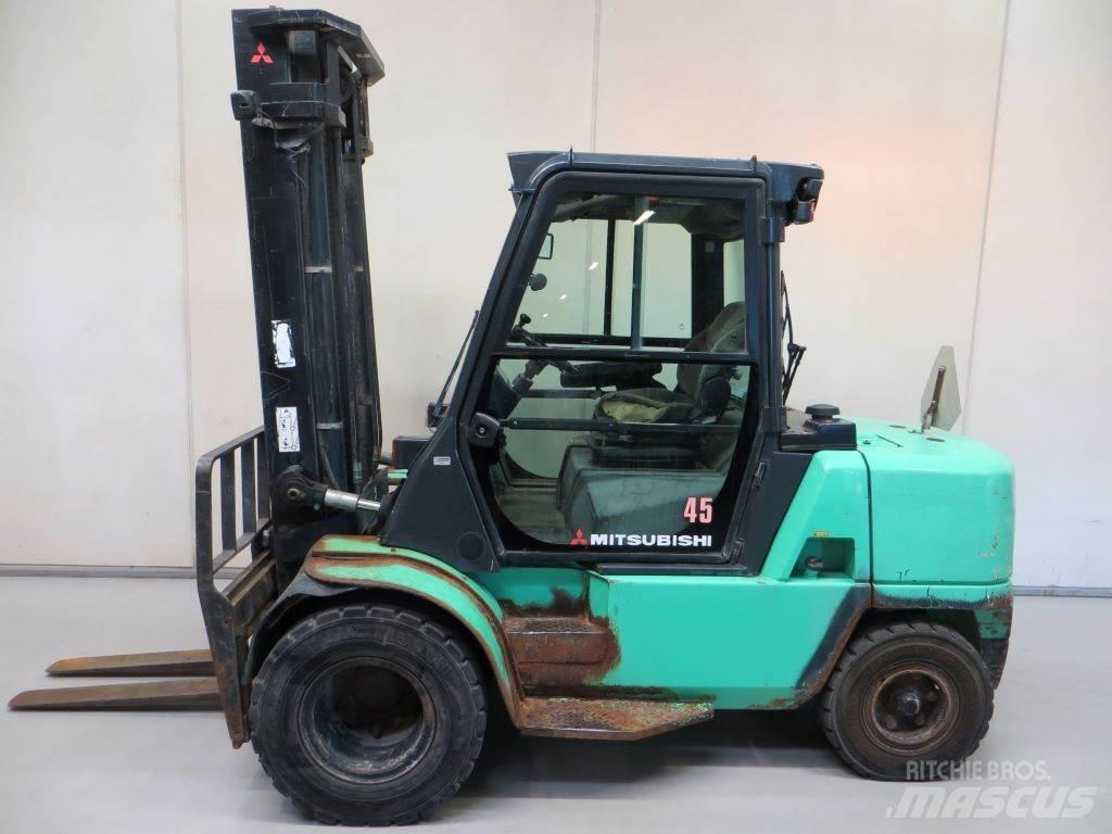 Mitsubishi FD45K Dizel forkliftler