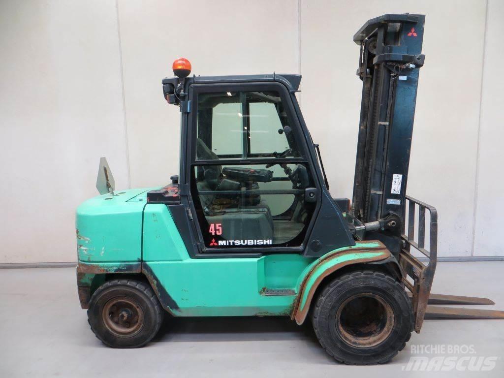 Mitsubishi FD45K Dizel forkliftler