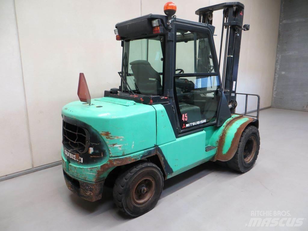 Mitsubishi FD45K Dizel forkliftler