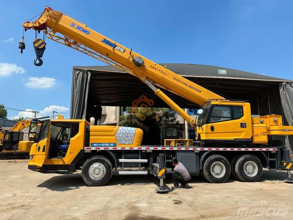 XCMG XCT 25 Yol-Arazi Tipi Vinçler (AT)