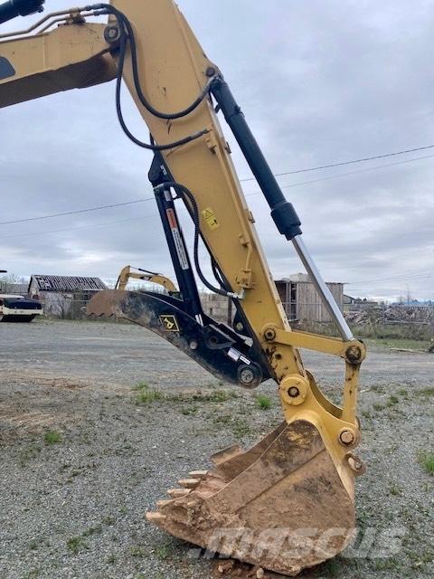 CAT 311 F Paletli ekskavatörler