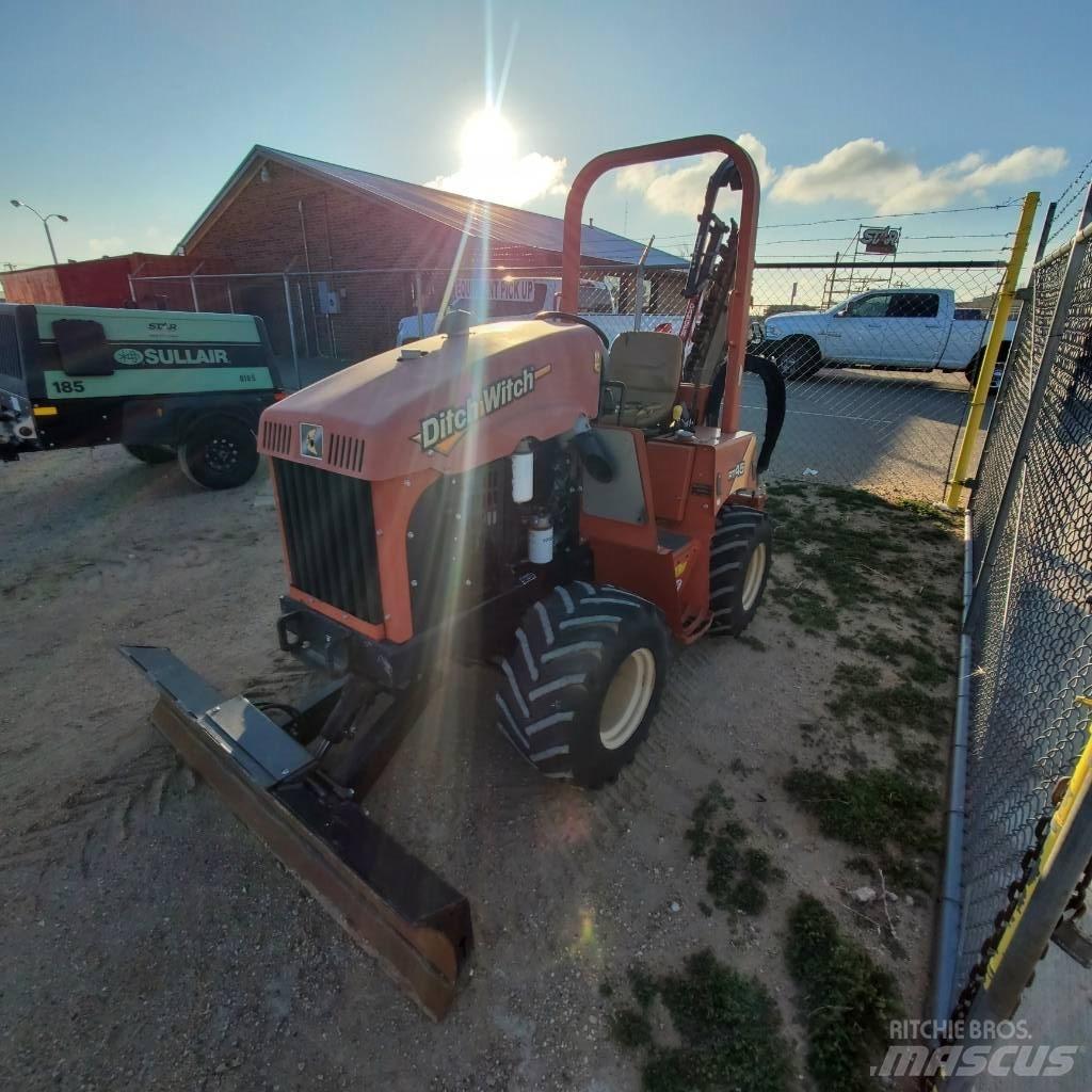 Ditch Witch RT 45 Kanal kazma makinasi