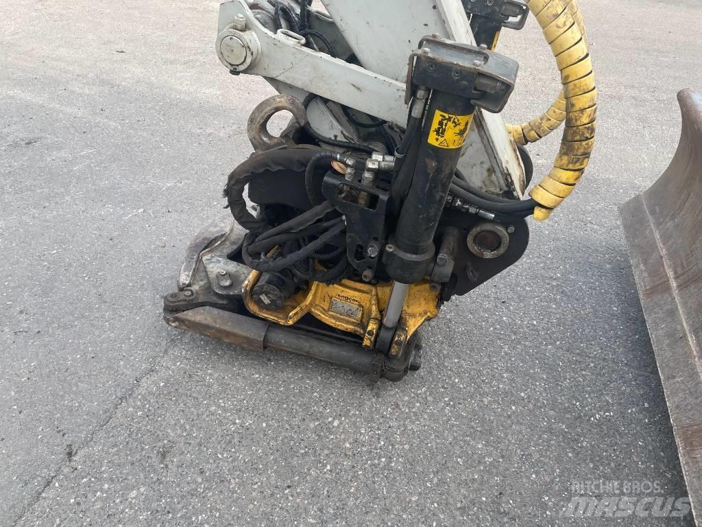Takeuchi TB 2150 R Paletli ekskavatörler