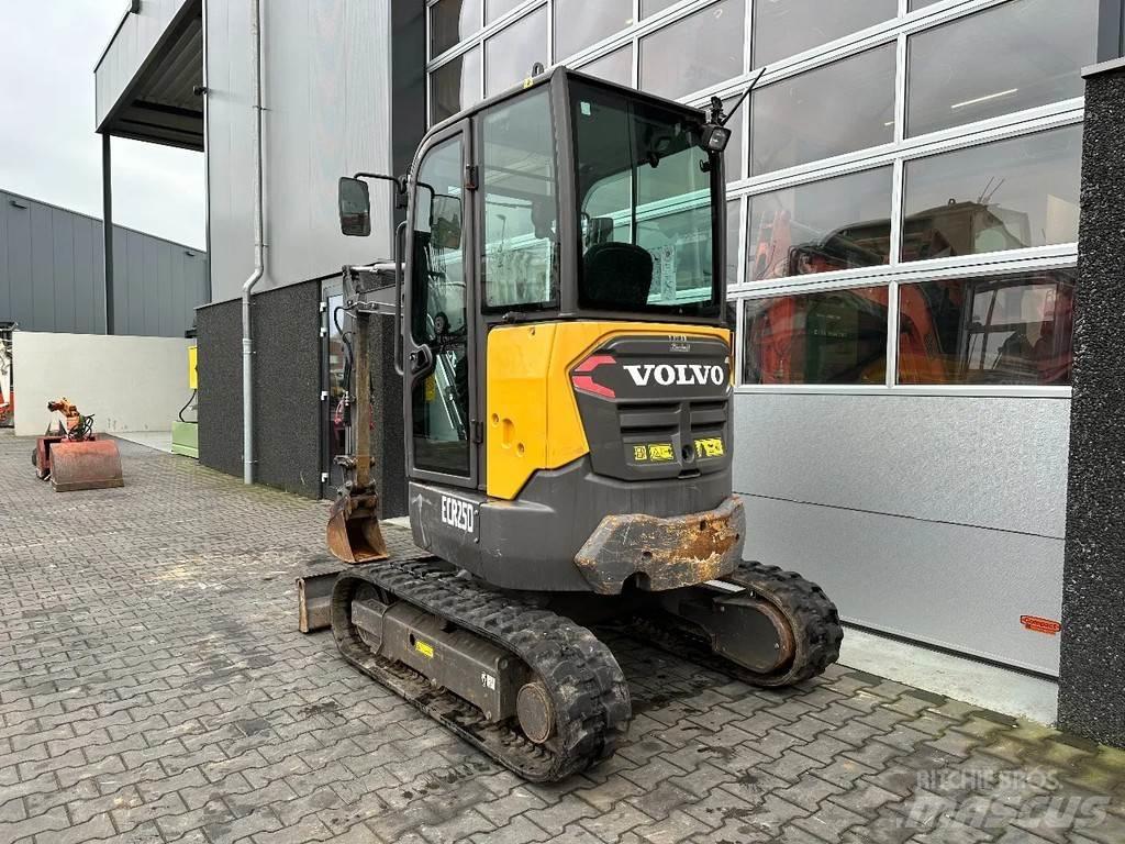 Volvo ECR25D Mini ekskavatörler, 7 tona dek