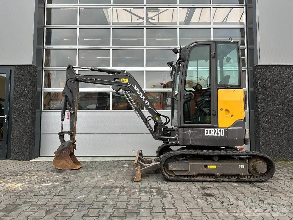 Volvo ECR25D Mini ekskavatörler, 7 tona dek