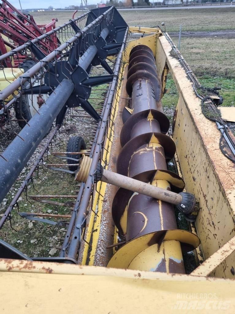 New Holland TX 36 Biçerdöverler