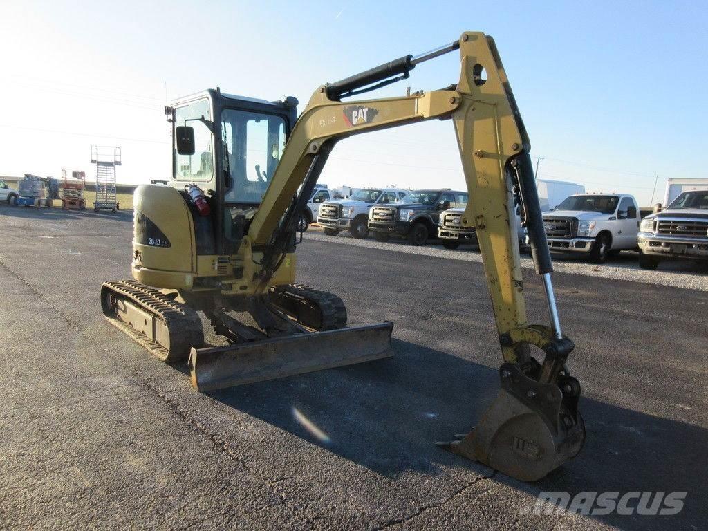 CAT 304D Paletli ekskavatörler