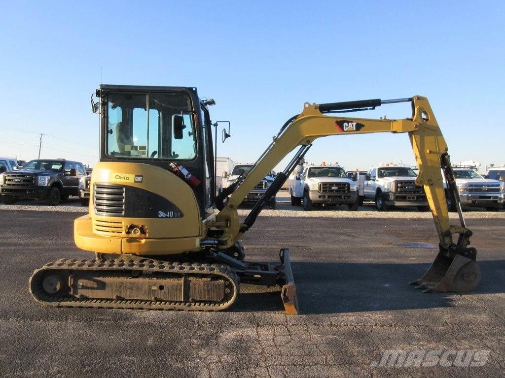 CAT 304D Paletli ekskavatörler