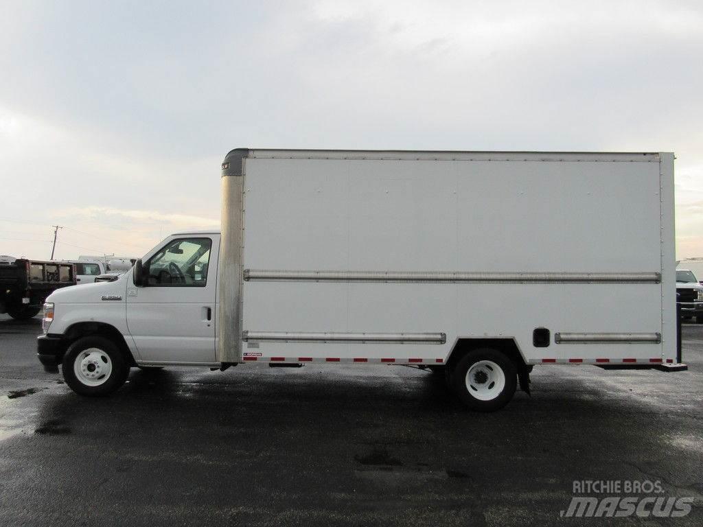 Ford E-350 Kapali kasa kamyonlar