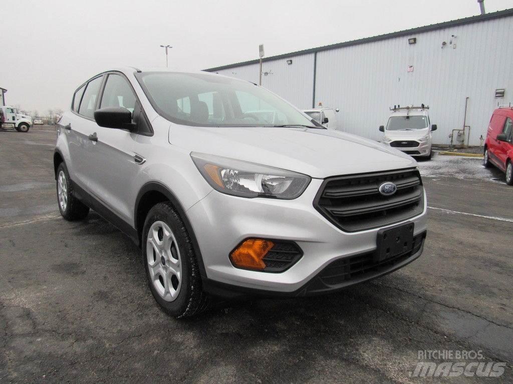 Ford Escape Otomobiller