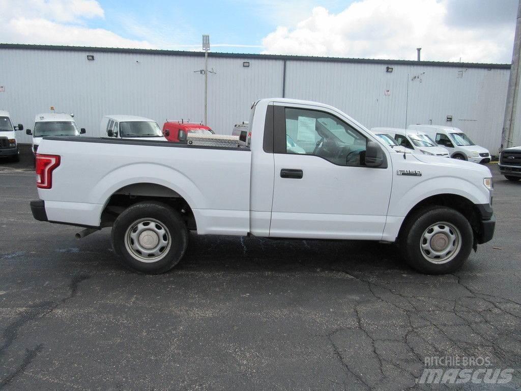 Ford F-150 Pikaplar