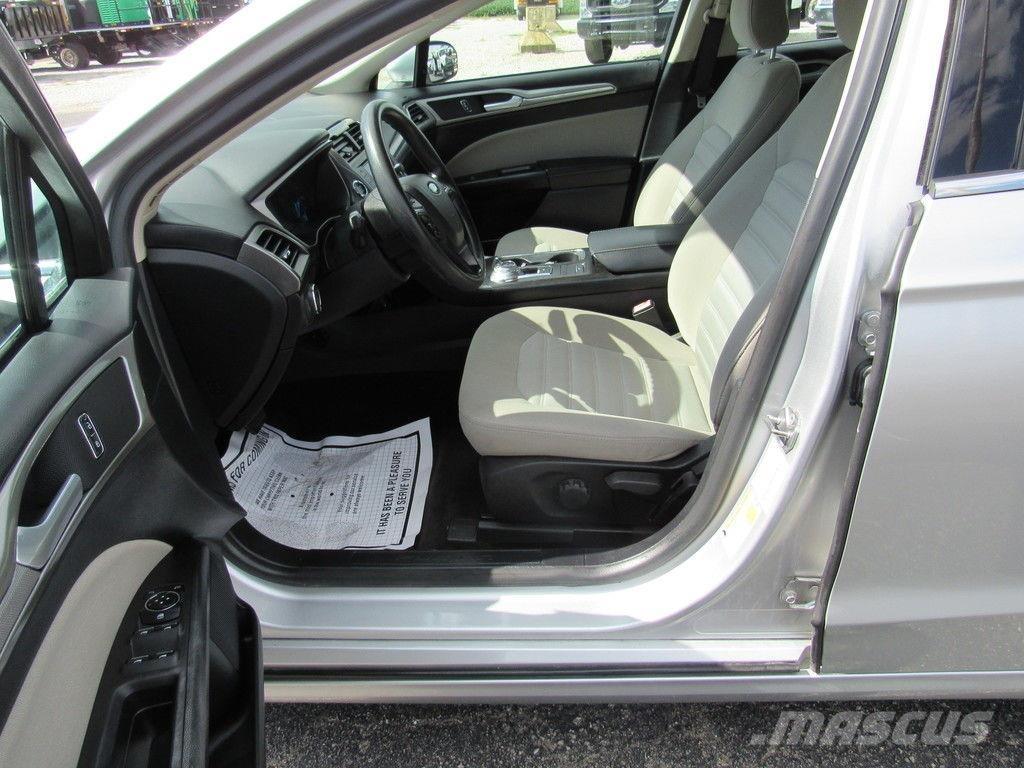Ford Fusion Otomobiller