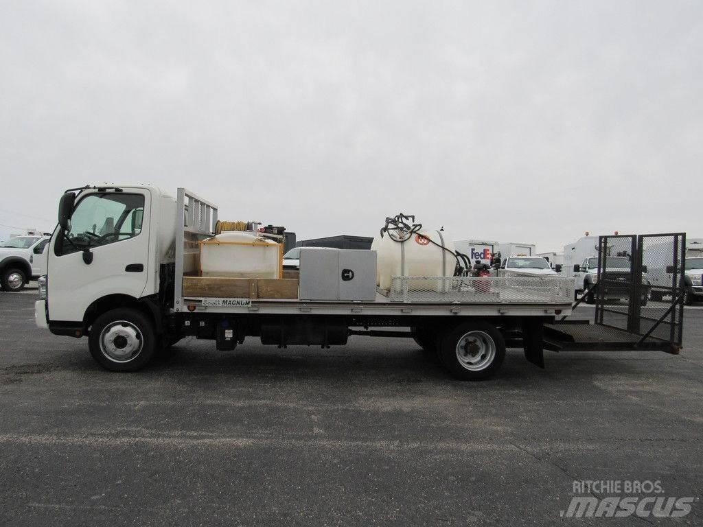 Hino XJC740 Flatbed kamyonlar