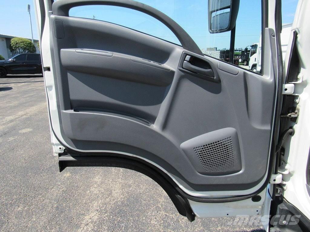 Isuzu NPR Kapali kasa kamyonlar