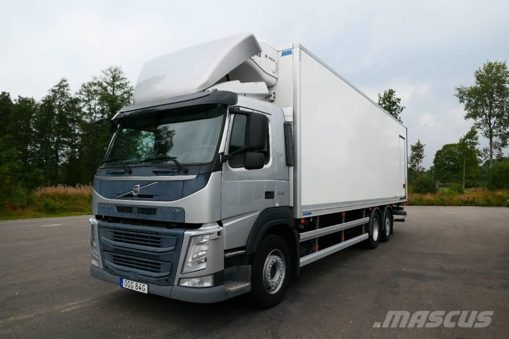 Volvo FM 330 6x2*4 Frigofrik kamyonlar