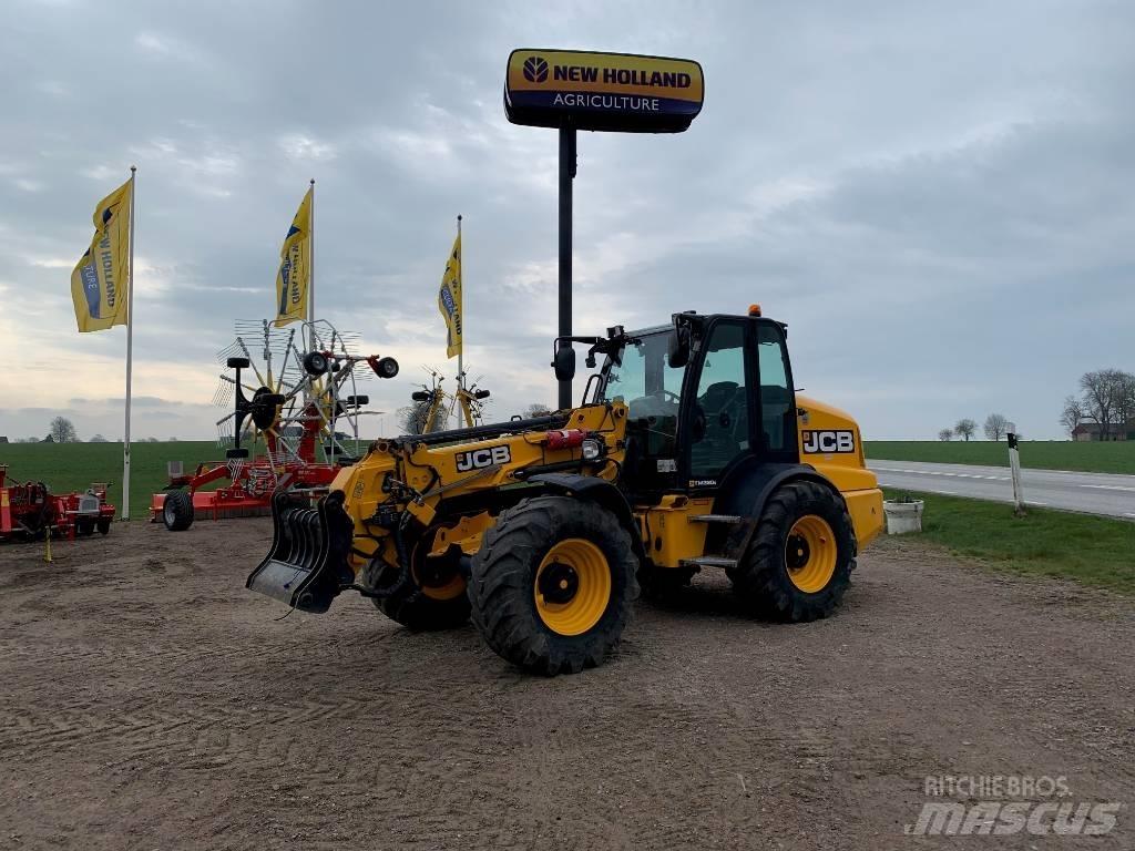JCB TM 320 S Tarimsal teleskopik yükleyiciler