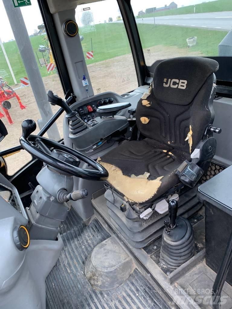 JCB TM 320 S Tarimsal teleskopik yükleyiciler