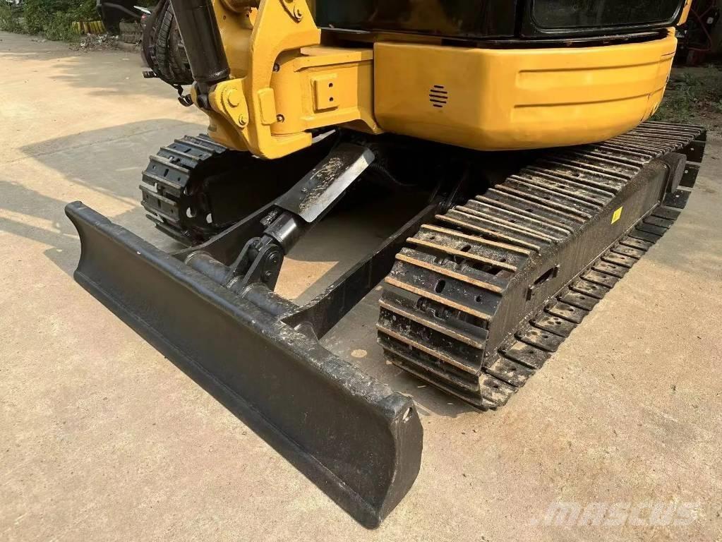 CAT 303 CR Mini ekskavatörler, 7 tona dek