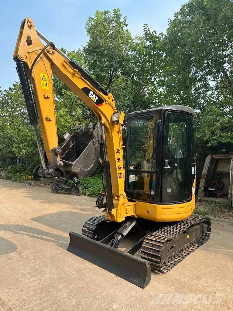 CAT 303 CR Mini ekskavatörler, 7 tona dek