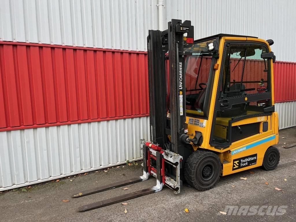 UniCarriers 1Q2L25Q Elektrikli forkliftler