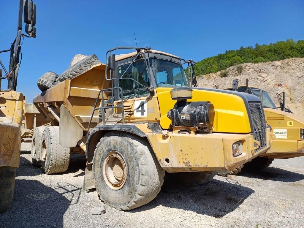 Bell B 40 D Belden kirma kaya kamyonu