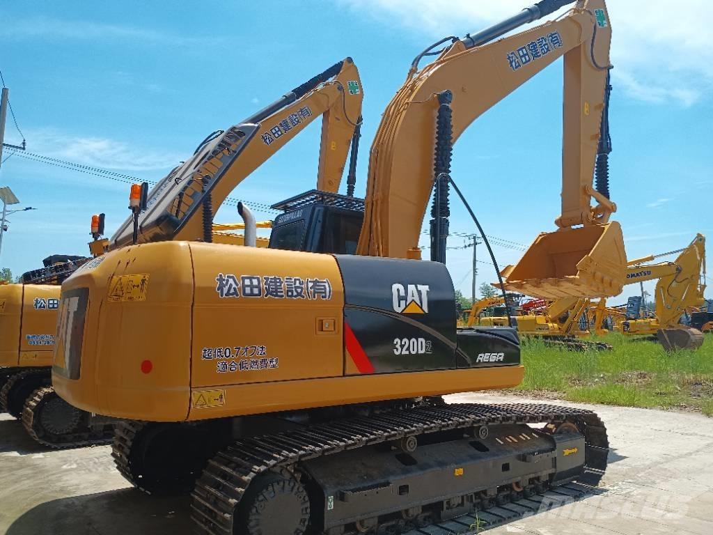 CAT 320D2 Paletli ekskavatörler