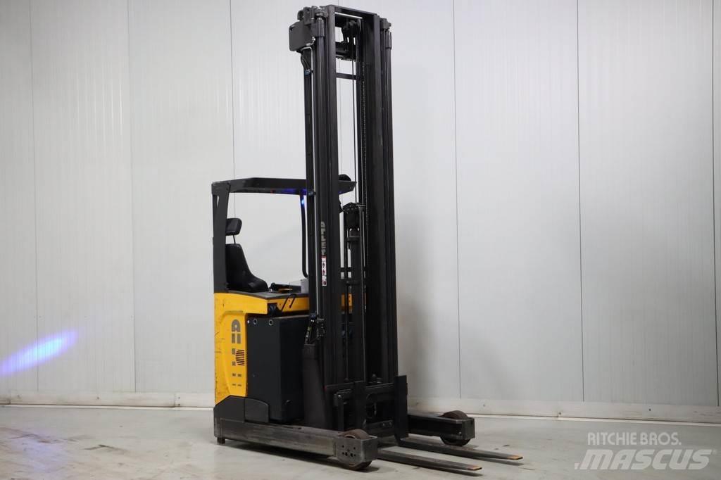 Atlet UMS200D Reach truck - depo içi istif araçları