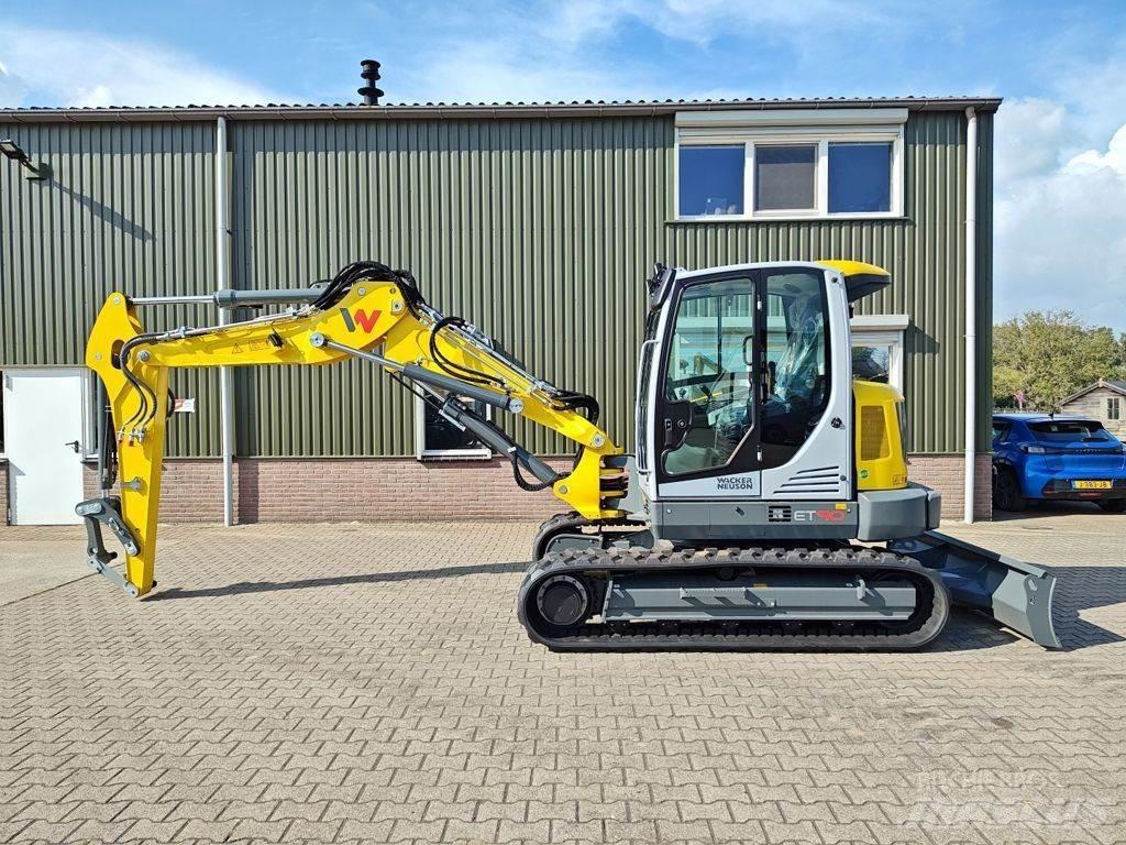 Wacker Neuson ET90 Lastik tekerli ekskavatörler