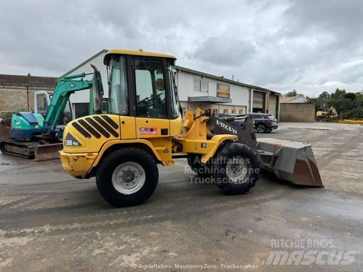 Volvo L 30 B Tekerlekli yükleyiciler