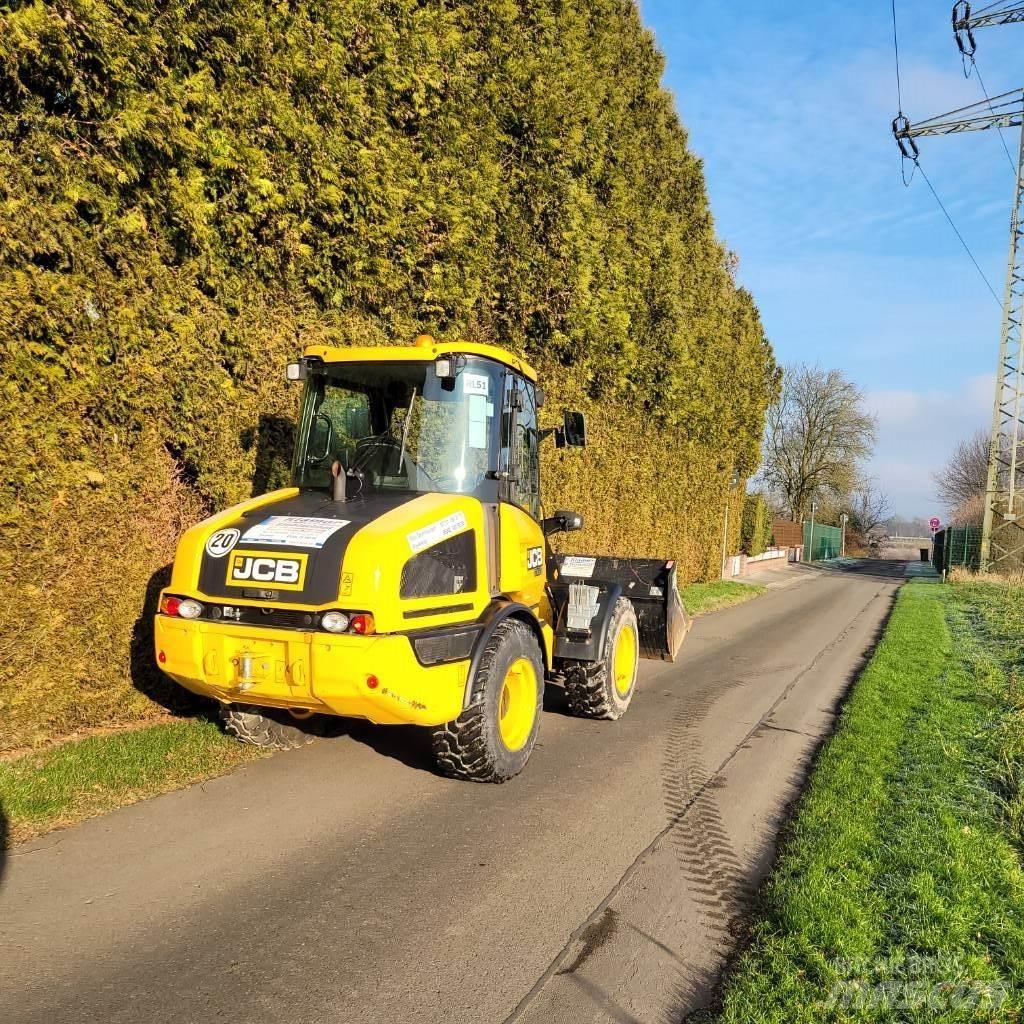 JCB 407 Tekerlekli yükleyiciler