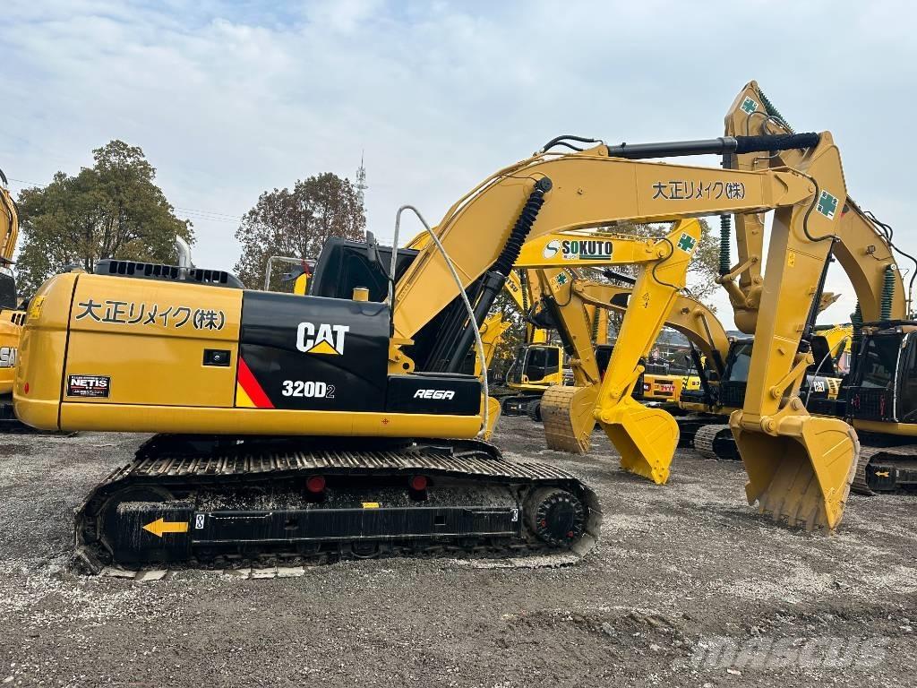CAT 320 D2 Paletli ekskavatörler