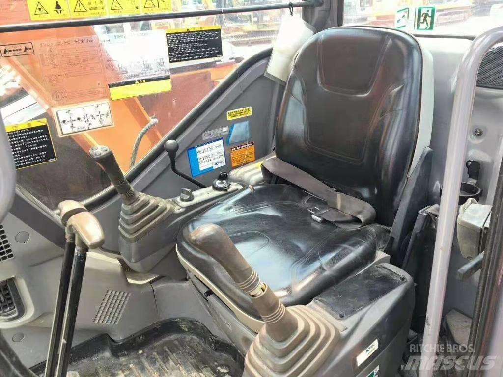 Hitachi ZX75 Paletli ekskavatörler