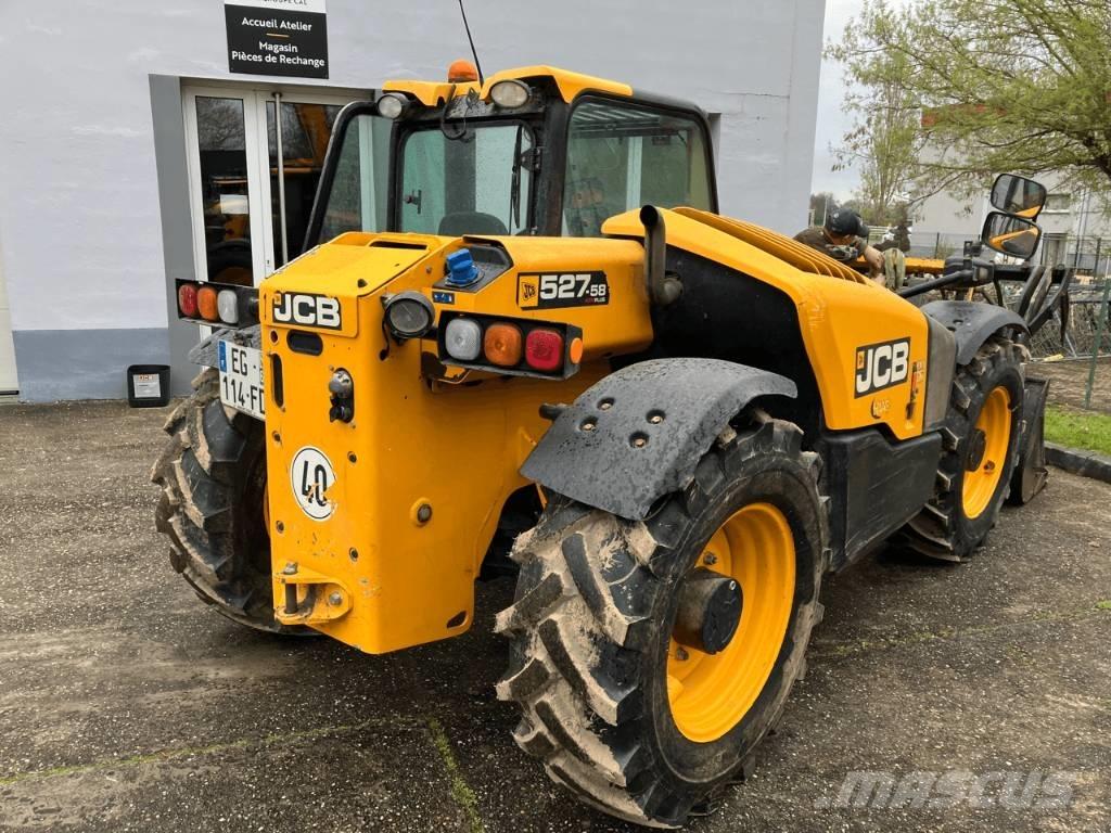 JCB 527-58 Tarimsal teleskopik yükleyiciler
