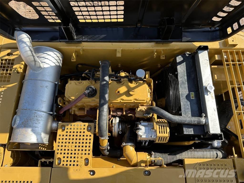 CAT 325C Paletli ekskavatörler