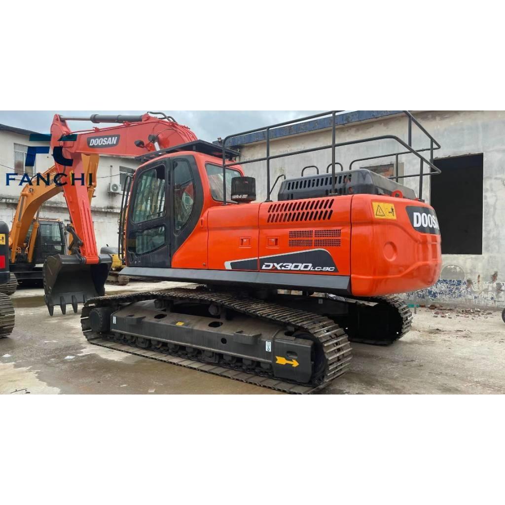 Doosan DX 300 LC LR Paletli ekskavatörler