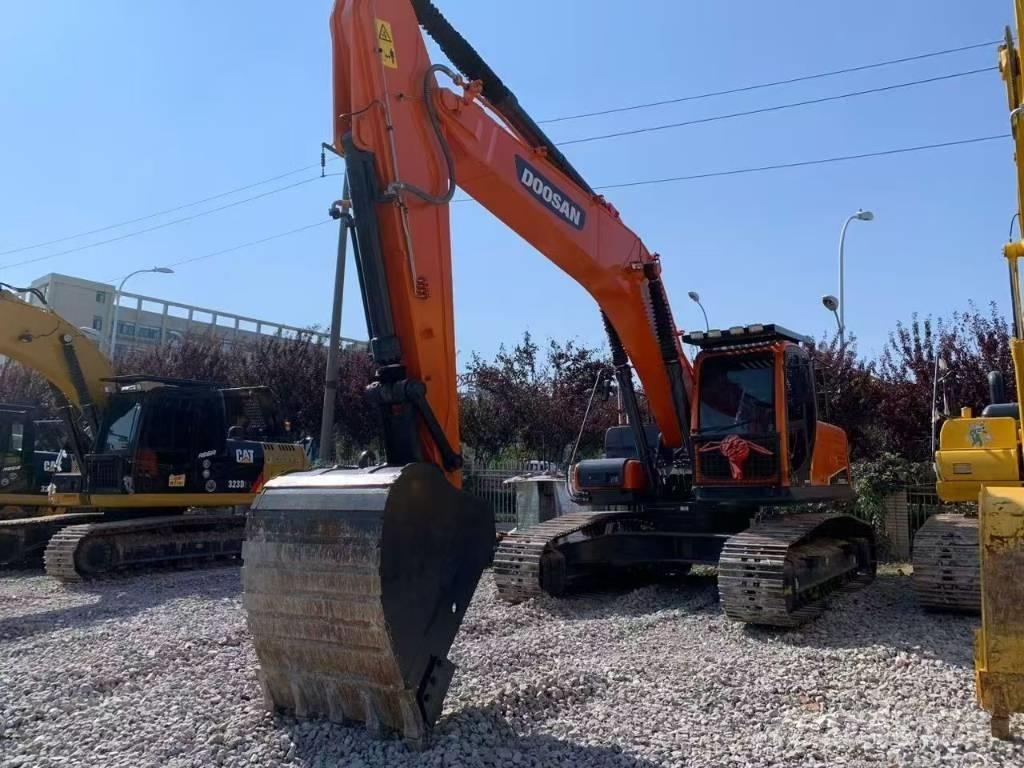 Doosan 300 Paletli ekskavatörler