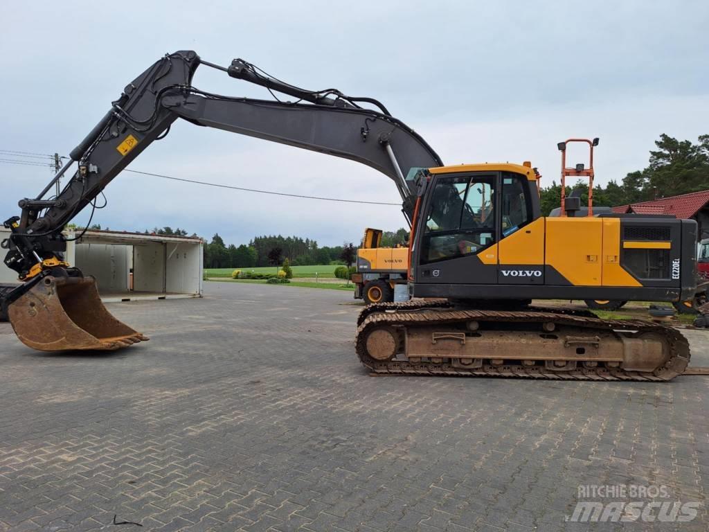 Volvo EC 220 EL Paletli ekskavatörler