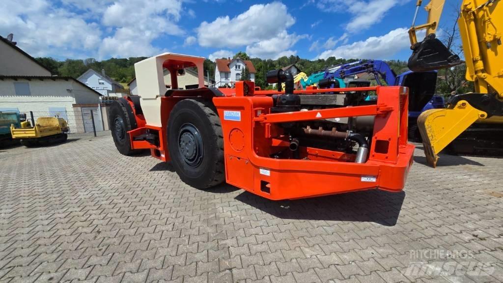 Toro 400 Yer Altı Yükleyicileri