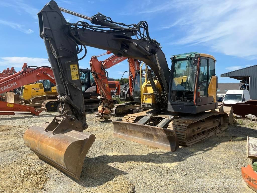 Volvo ECR145EL Paletli ekskavatörler