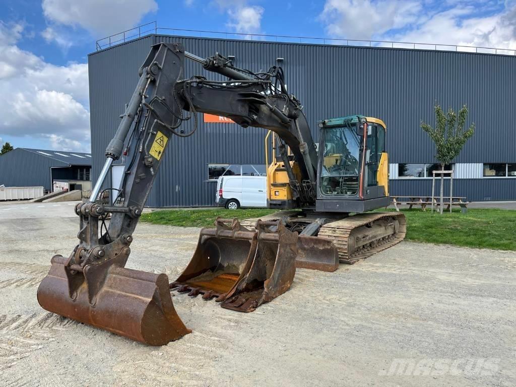 Volvo ECR145EL Paletli ekskavatörler